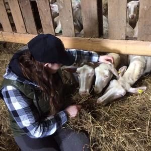 Meet your Posher, Marie-ève